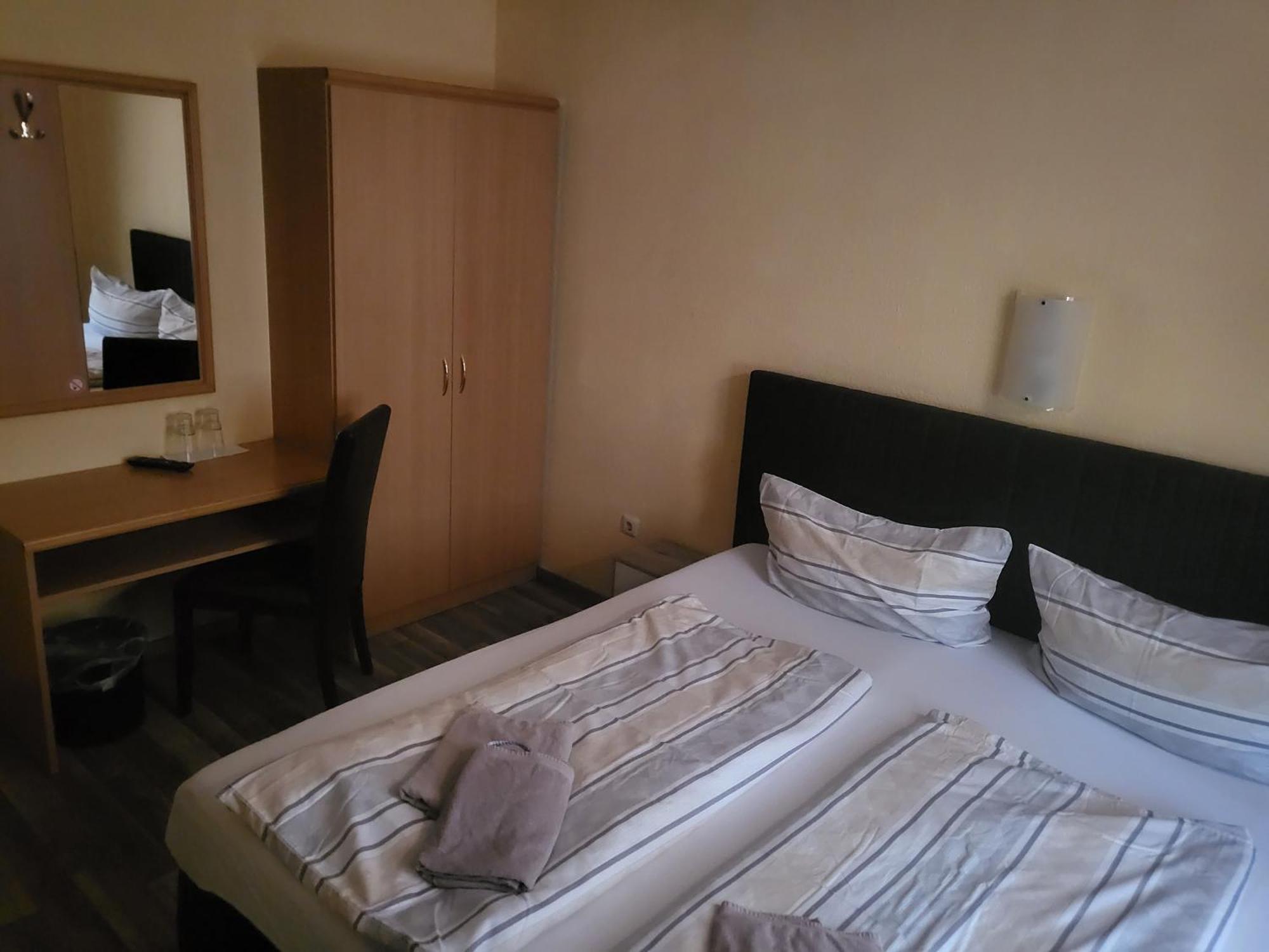 Pension Kuehnauer Hof Dessau-Rosslau Luaran gambar